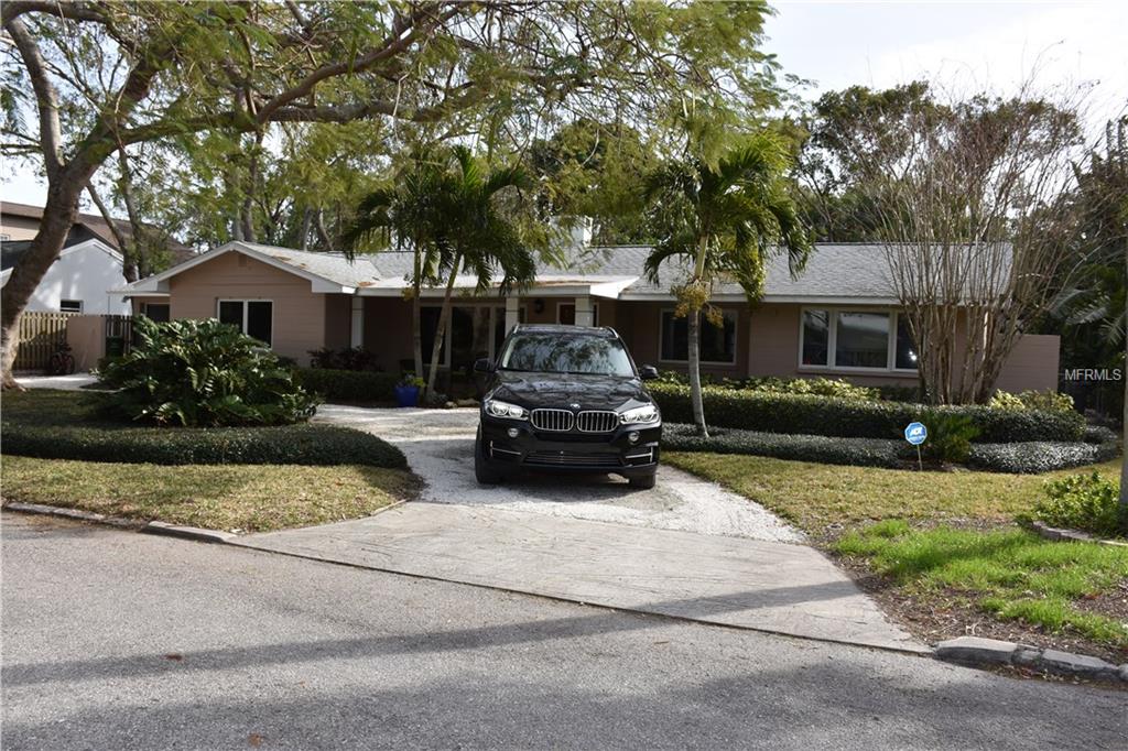 1766 LOMA LINDA STREET, SARASOTA, Florida 34239, 3 Bedrooms Bedrooms, 7 Rooms Rooms,2 BathroomsBathrooms,Residential,For sale,LOMA LINDA,A4207932