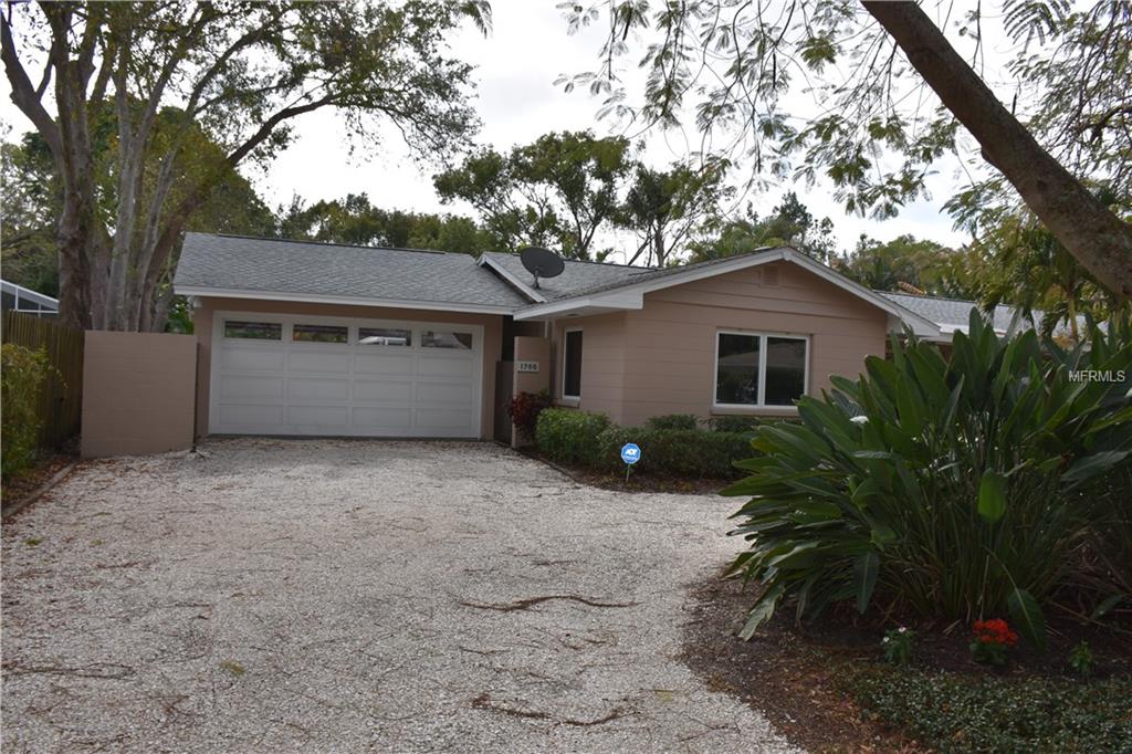 1766 LOMA LINDA STREET, SARASOTA, Florida 34239, 3 Bedrooms Bedrooms, 7 Rooms Rooms,2 BathroomsBathrooms,Residential,For sale,LOMA LINDA,A4207932