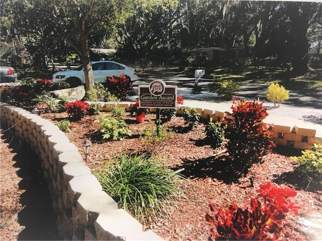 895 4TH STREET S, SAFETY HARBOR, Florida 34695, 3 Bedrooms Bedrooms, 7 Rooms Rooms,2 BathroomsBathrooms,Residential,For sale,4TH,U7846210