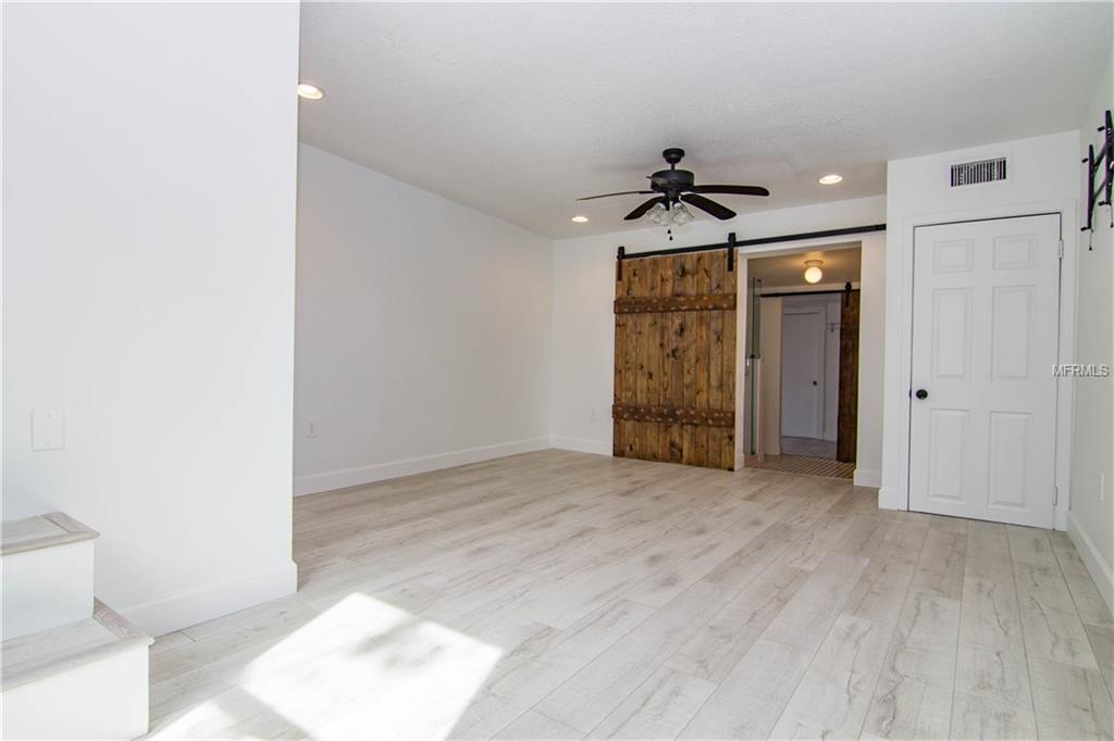 211 E MURIEL STREET, ORLANDO, Florida 32806, 3 Bedrooms Bedrooms, 3 Rooms Rooms,3 BathroomsBathrooms,Residential,For sale,MURIEL,O5561237