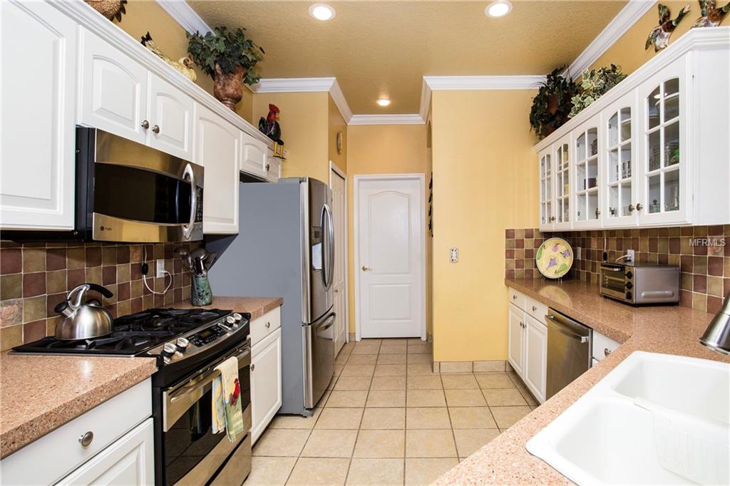 212 ROSANA DRIVE, BRANDON, Florida 33511, 3 Bedrooms Bedrooms, 9 Rooms Rooms,2 BathroomsBathrooms,Residential,For sale,ROSANA,T2928237