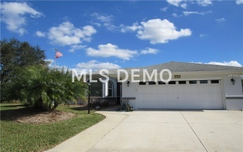 26528 BILLIE JEAN COURT, LEESBURG, Florida 34748, 2 Bedrooms Bedrooms, 10 Rooms Rooms,2 BathroomsBathrooms,Residential,For sale,BILLIE JEAN,G4852778