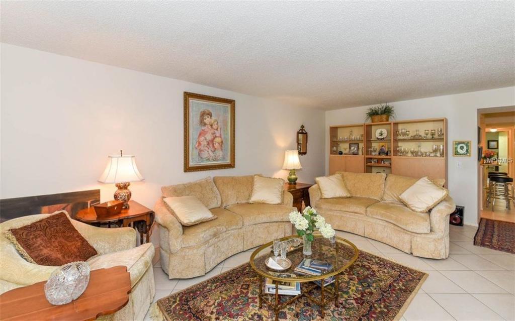 3438 WOOD OWL CIRCLE, BRADENTON, Florida 34210, 3 Bedrooms Bedrooms, 5 Rooms Rooms,2 BathroomsBathrooms,Residential,For sale,WOOD OWL,A4194865