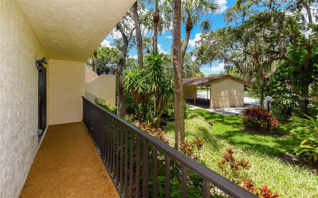 3438 WOOD OWL CIRCLE, BRADENTON, Florida 34210, 3 Bedrooms Bedrooms, 5 Rooms Rooms,2 BathroomsBathrooms,Residential,For sale,WOOD OWL,A4194865