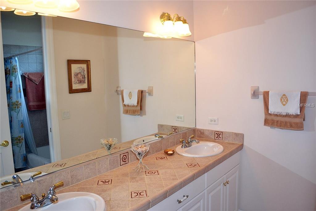 1617 JACANA COURT, NOKOMIS, Florida 34275, 3 Bedrooms Bedrooms, 10 Rooms Rooms,2 BathroomsBathrooms,Residential,For sale,JACANA,N5915889