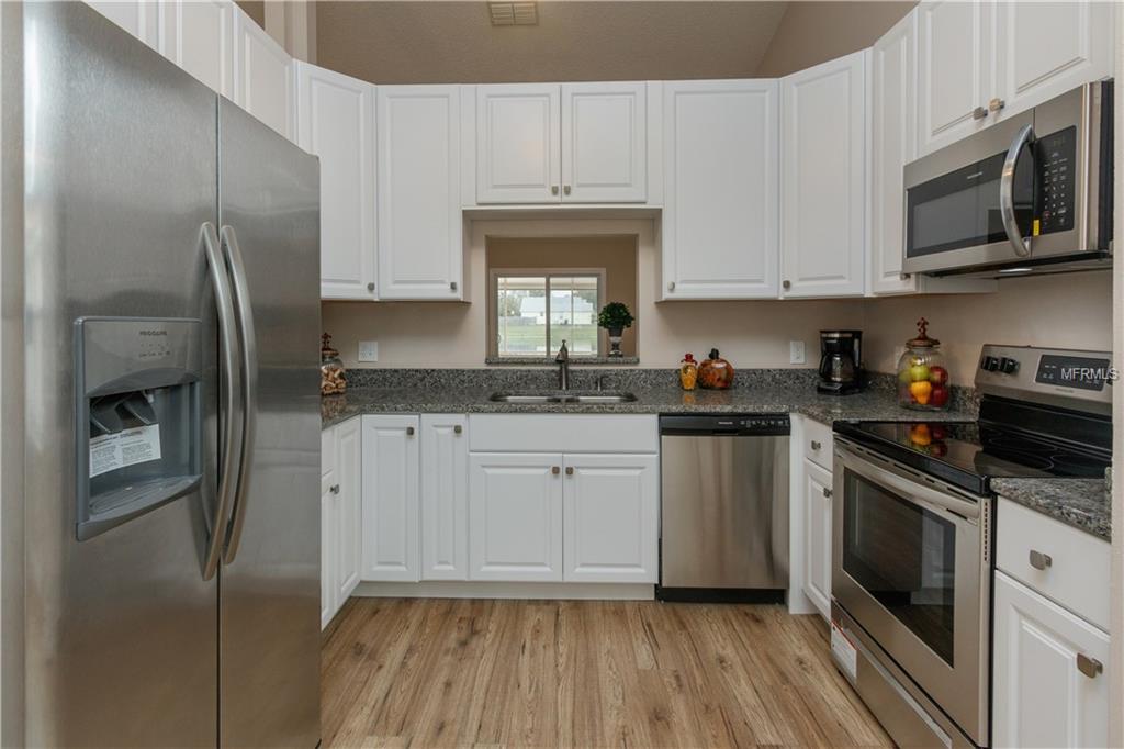 3127 DELLCREST PLACE, LAKE MARY, Florida 32746, 3 Bedrooms Bedrooms, 9 Rooms Rooms,2 BathroomsBathrooms,Residential,For sale,DELLCREST,O5561239