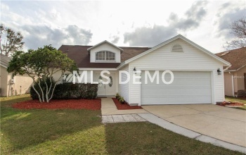 3127 DELLCREST PLACE, LAKE MARY, Florida 32746, 3 Bedrooms Bedrooms, 9 Rooms Rooms,2 BathroomsBathrooms,Residential,For sale,DELLCREST,O5561239