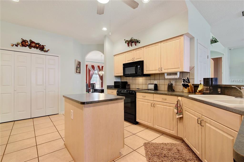 260 OWENS HARBOR ROAD, OSTEEN, Florida 32764, 5 Bedrooms Bedrooms, 13 Rooms Rooms,3 BathroomsBathrooms,Residential,For sale,OWENS HARBOR,V4716586