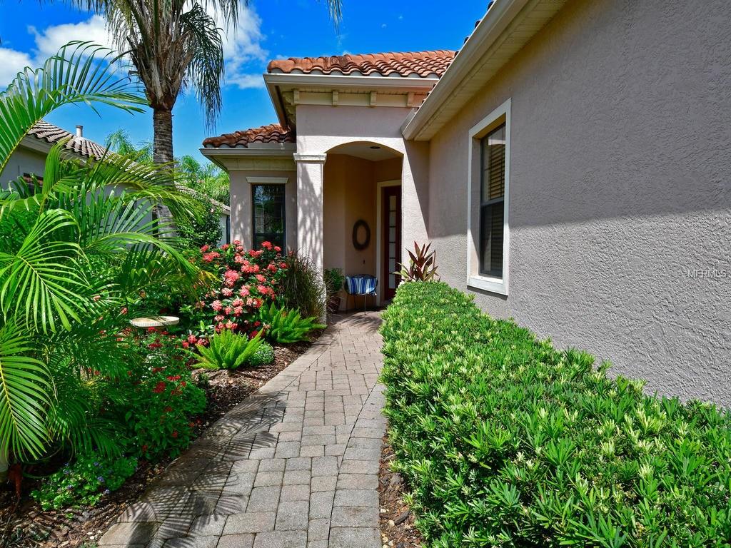 7216 PRESIDIO GLEN, LAKEWOOD RANCH, Florida 34202, 2 Bedrooms Bedrooms, 7 Rooms Rooms,2 BathroomsBathrooms,Residential,For sale,PRESIDIO,A4194894