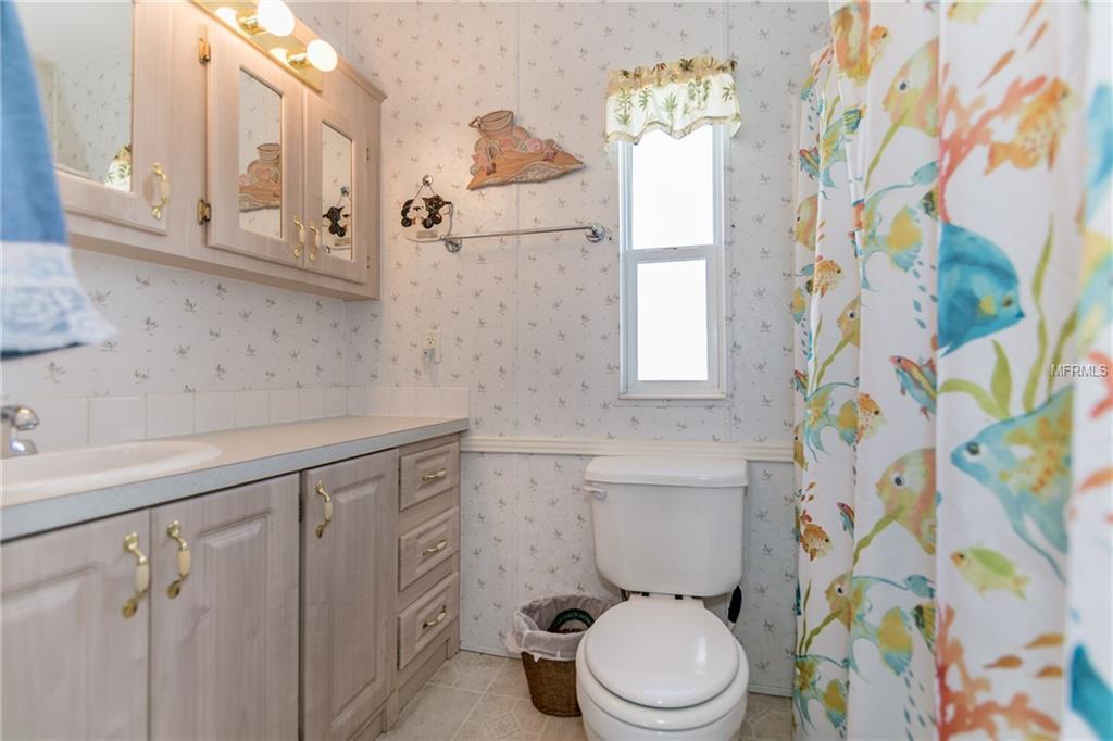 20 SADDLEBAG TRAIL, LAKE WALES, Florida 33898, 1 Bedroom Bedrooms, 4 Rooms Rooms,1 BathroomBathrooms,Residential,For sale,SADDLEBAG,P4717684