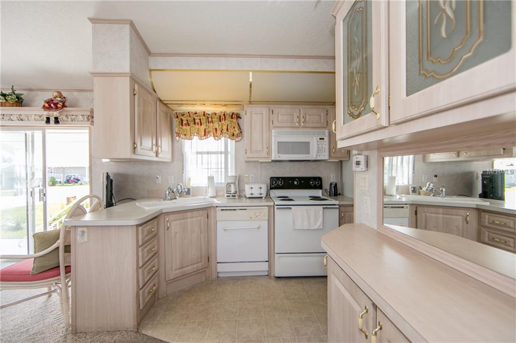 20 SADDLEBAG TRAIL, LAKE WALES, Florida 33898, 1 Bedroom Bedrooms, 4 Rooms Rooms,1 BathroomBathrooms,Residential,For sale,SADDLEBAG,P4717684