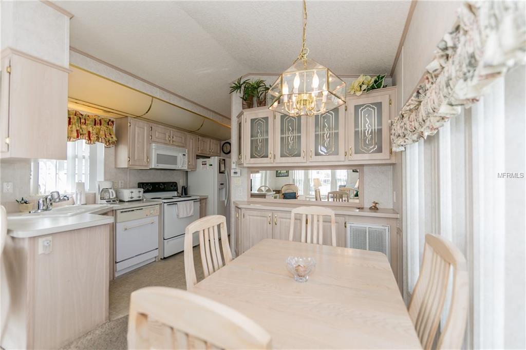 20 SADDLEBAG TRAIL, LAKE WALES, Florida 33898, 1 Bedroom Bedrooms, 4 Rooms Rooms,1 BathroomBathrooms,Residential,For sale,SADDLEBAG,P4717684