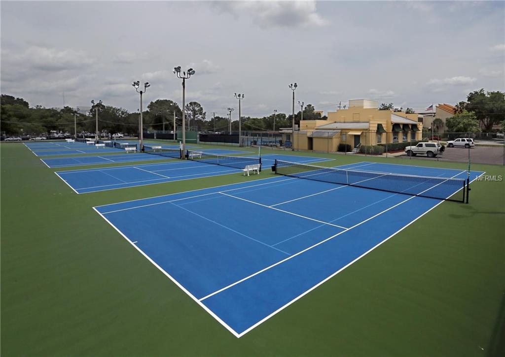 772 GRASSLANDS VILLAGE CIRCLE, LAKELAND, Florida 33803, 3 Bedrooms Bedrooms, 5 Rooms Rooms,2 BathroomsBathrooms,Residential,For sale,GRASSLANDS VILLAGE,L4724398