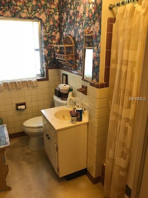 1205 W NORTHMOOR PLACE, TAMPA, Florida 33612, 3 Bedrooms Bedrooms, 8 Rooms Rooms,3 BathroomsBathrooms,Residential,For sale,NORTHMOOR,W7636208