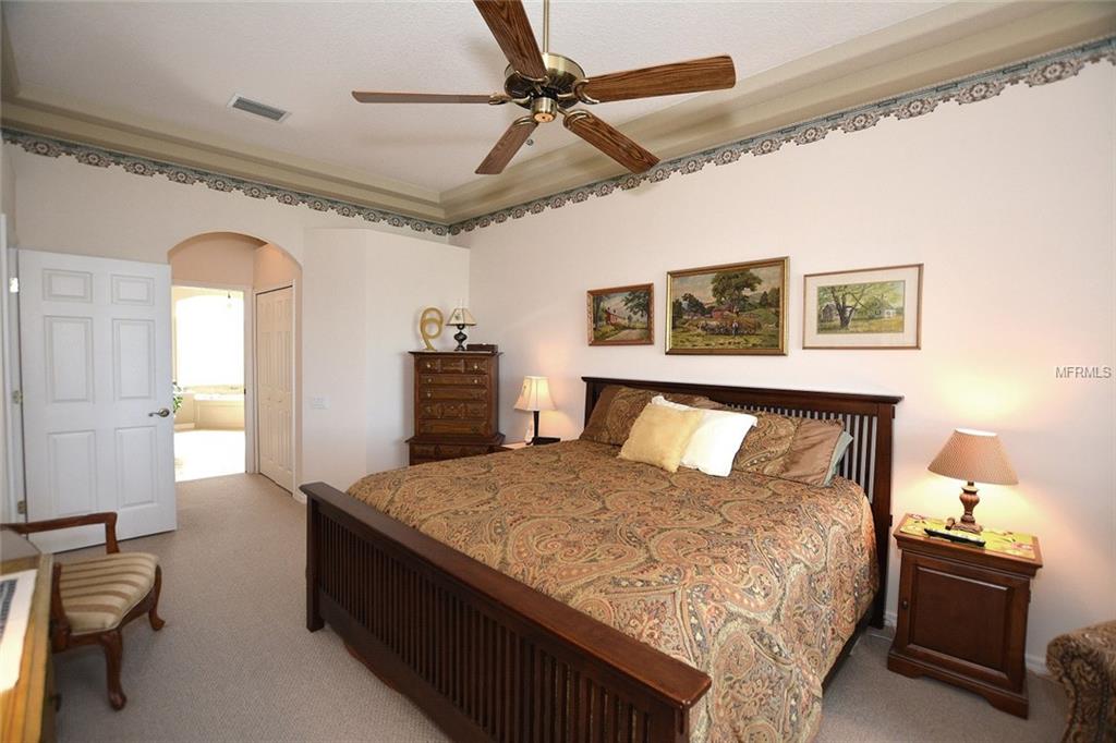 10571 OLD GROVE CIRCLE, BRADENTON, Florida 34212, 4 Bedrooms Bedrooms, 8 Rooms Rooms,3 BathroomsBathrooms,Residential,For sale,OLD GROVE,A4206236