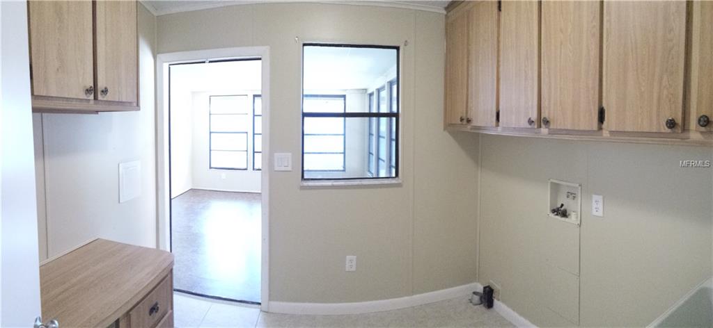 3002 MYAKKA RIVER ROAD, TAVARES, Florida 32778, 2 Bedrooms Bedrooms, 3 Rooms Rooms,2 BathroomsBathrooms,Residential,For sale,MYAKKA RIVER,O5559105