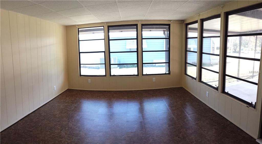 3002 MYAKKA RIVER ROAD, TAVARES, Florida 32778, 2 Bedrooms Bedrooms, 3 Rooms Rooms,2 BathroomsBathrooms,Residential,For sale,MYAKKA RIVER,O5559105