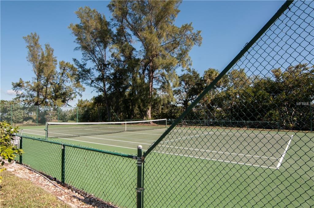 3320 GULF OF MEXICO DRIVE, LONGBOAT KEY, Florida 34228, 2 Bedrooms Bedrooms, 4 Rooms Rooms,2 BathroomsBathrooms,Residential,For sale,GULF OF MEXICO,A4209005