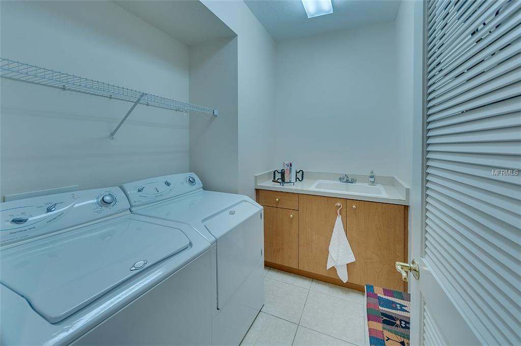 11114 BULLRUSH TERRACE, LAKEWOOD RANCH, Florida 34202, 4 Bedrooms Bedrooms, 8 Rooms Rooms,3 BathroomsBathrooms,Residential,For sale,BULLRUSH,A4209497