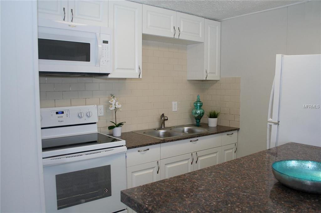 603 60TH AVENUE W, BRADENTON, Florida 34207, 4 Bedrooms Bedrooms, 3 Rooms Rooms,3 BathroomsBathrooms,Residential,For sale,60TH,A4209673