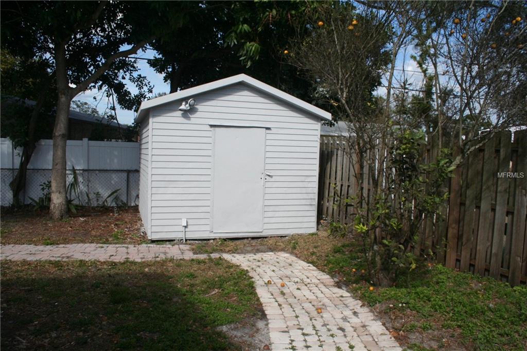 603 60TH AVENUE W, BRADENTON, Florida 34207, 4 Bedrooms Bedrooms, 3 Rooms Rooms,3 BathroomsBathrooms,Residential,For sale,60TH,A4209673