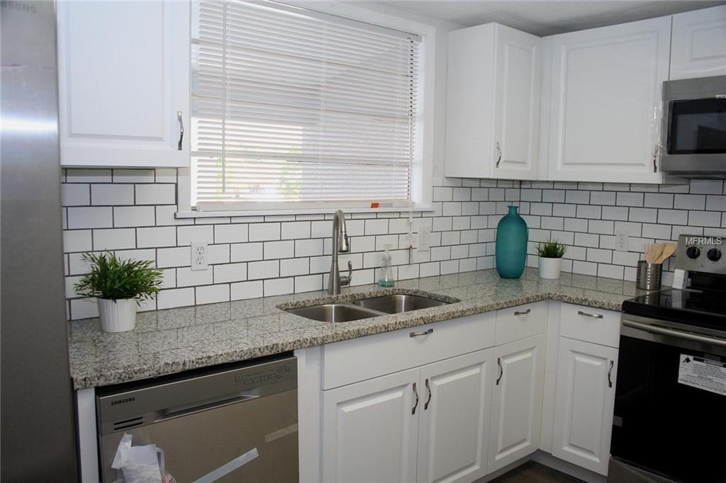 603 60TH AVENUE W, BRADENTON, Florida 34207, 4 Bedrooms Bedrooms, 3 Rooms Rooms,3 BathroomsBathrooms,Residential,For sale,60TH,A4209673