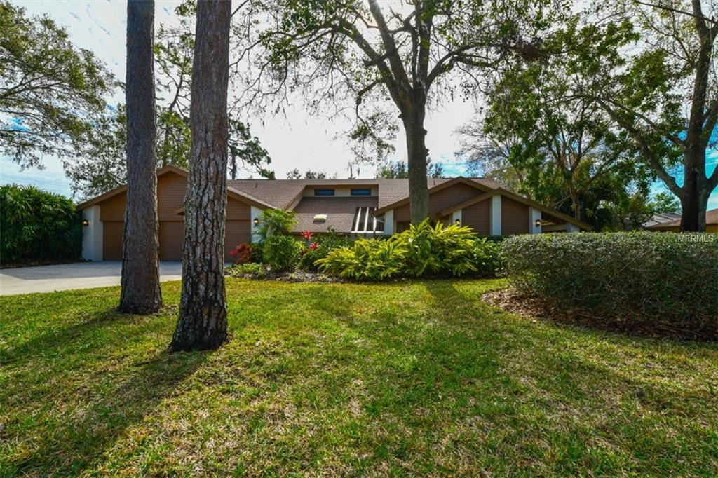 7500 WEEPING WILLOW BOULEVARD, SARASOTA, Florida 34241, 4 Bedrooms Bedrooms, 9 Rooms Rooms,3 BathroomsBathrooms,Residential,For sale,WEEPING WILLOW,A4209779