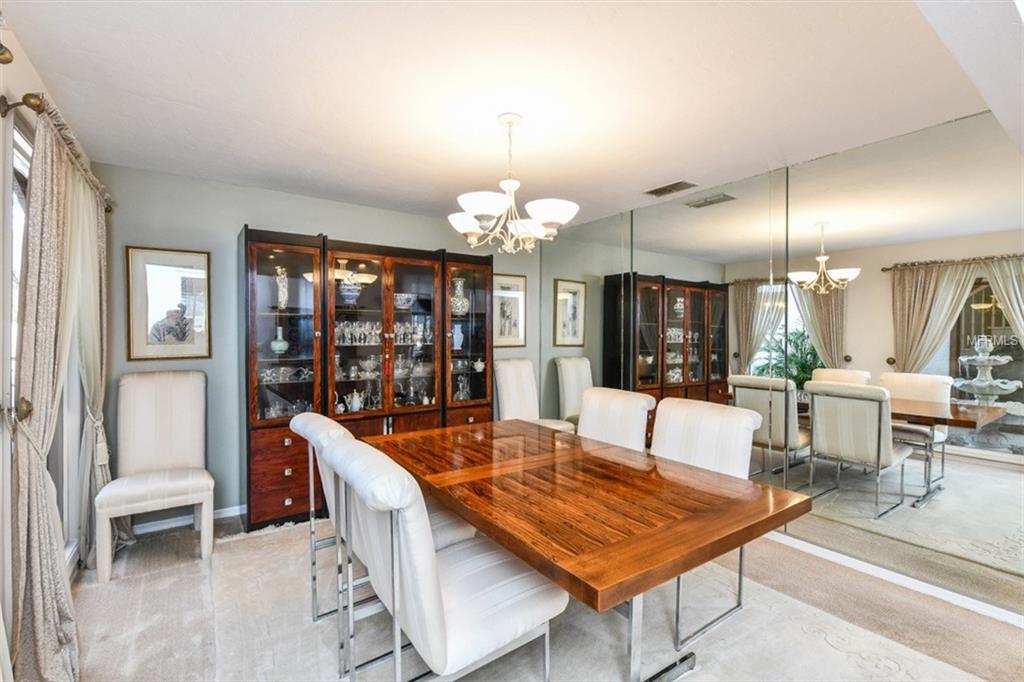 7500 WEEPING WILLOW BOULEVARD, SARASOTA, Florida 34241, 4 Bedrooms Bedrooms, 9 Rooms Rooms,3 BathroomsBathrooms,Residential,For sale,WEEPING WILLOW,A4209779