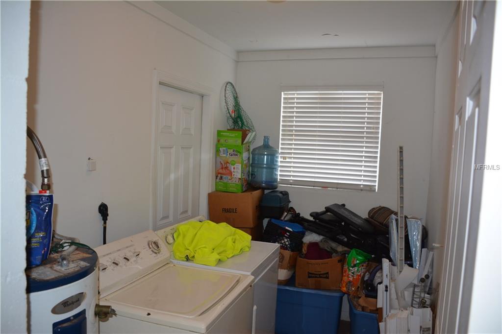 56 ARGOS AVENUE, ORLANDO, Florida 32811, 3 Bedrooms Bedrooms, 8 Rooms Rooms,1 BathroomBathrooms,Residential,For sale,ARGOS,O5561647