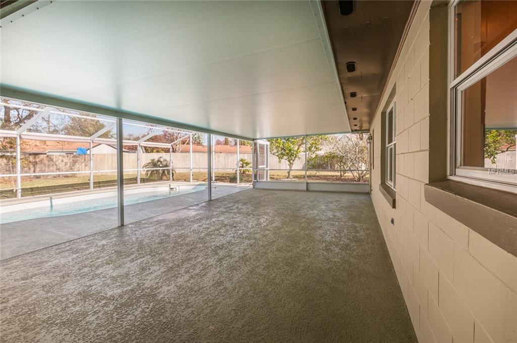 685 OLEANDER STREET, MOUNT DORA, Florida 32757, 3 Bedrooms Bedrooms, 9 Rooms Rooms,2 BathroomsBathrooms,Residential,For sale,OLEANDER,G4852779