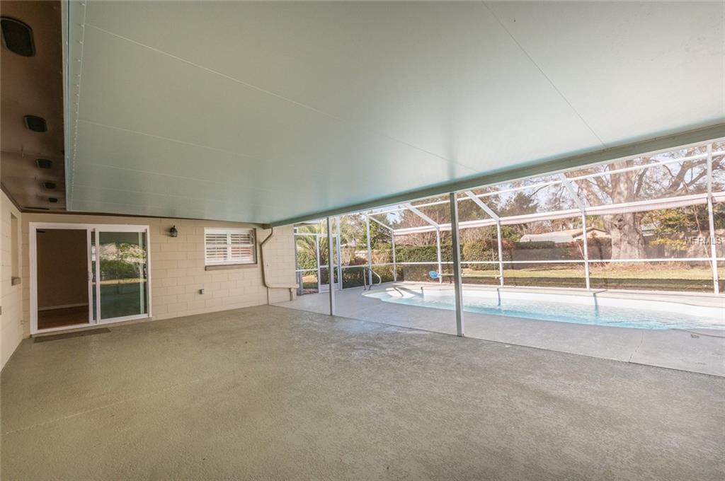 685 OLEANDER STREET, MOUNT DORA, Florida 32757, 3 Bedrooms Bedrooms, 9 Rooms Rooms,2 BathroomsBathrooms,Residential,For sale,OLEANDER,G4852779