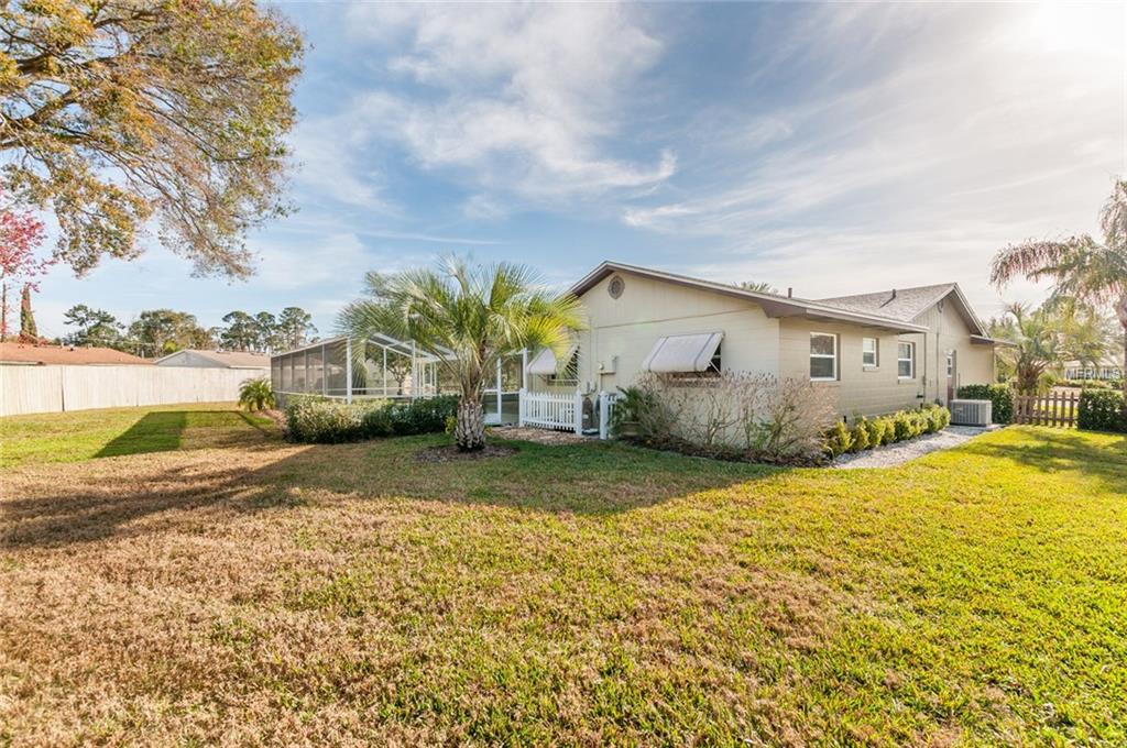 685 OLEANDER STREET, MOUNT DORA, Florida 32757, 3 Bedrooms Bedrooms, 9 Rooms Rooms,2 BathroomsBathrooms,Residential,For sale,OLEANDER,G4852779