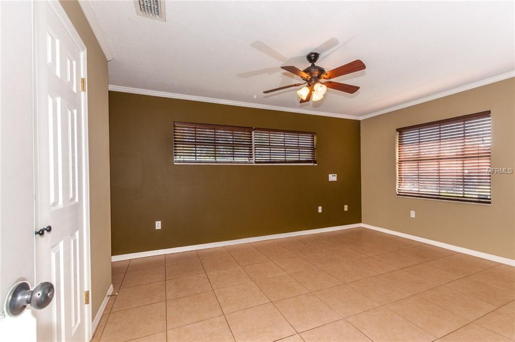 685 OLEANDER STREET, MOUNT DORA, Florida 32757, 3 Bedrooms Bedrooms, 9 Rooms Rooms,2 BathroomsBathrooms,Residential,For sale,OLEANDER,G4852779