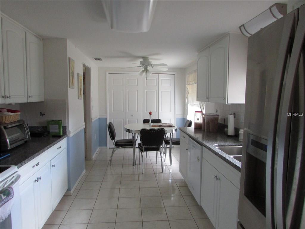 122 ALGIERS DRIVE, VENICE, Florida 34293, 3 Bedrooms Bedrooms, 6 Rooms Rooms,2 BathroomsBathrooms,Residential,For sale,ALGIERS,A4176528