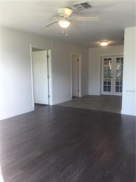 1325 CAMP AVENUE, MOUNT DORA, Florida 32757, 4 Bedrooms Bedrooms, 8 Rooms Rooms,2 BathroomsBathrooms,Residential,For sale,CAMP,O5542638