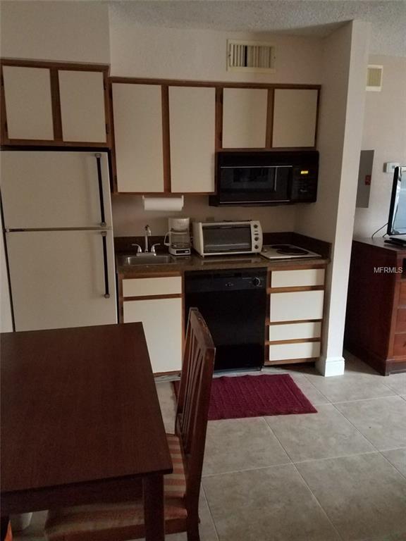 3100 PARKWAY BOULEVARD, KISSIMMEE, Florida 34747, 1 Bedroom Bedrooms, 3 Rooms Rooms,1 BathroomBathrooms,Residential,For sale,PARKWAY,S4854529