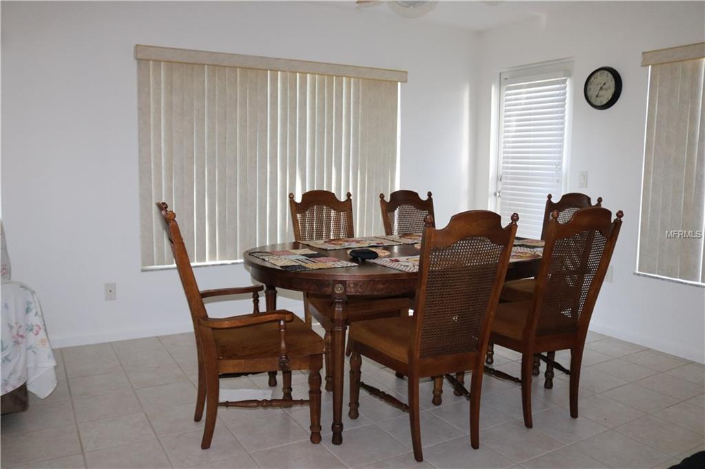 10525 MEADOW HILL DRIVE, PORT RICHEY, Florida 34668, 3 Bedrooms Bedrooms, 8 Rooms Rooms,2 BathroomsBathrooms,Residential,For sale,MEADOW HILL,W7636211