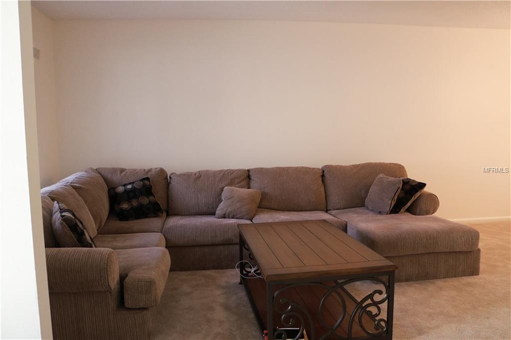 10525 MEADOW HILL DRIVE, PORT RICHEY, Florida 34668, 3 Bedrooms Bedrooms, 8 Rooms Rooms,2 BathroomsBathrooms,Residential,For sale,MEADOW HILL,W7636211