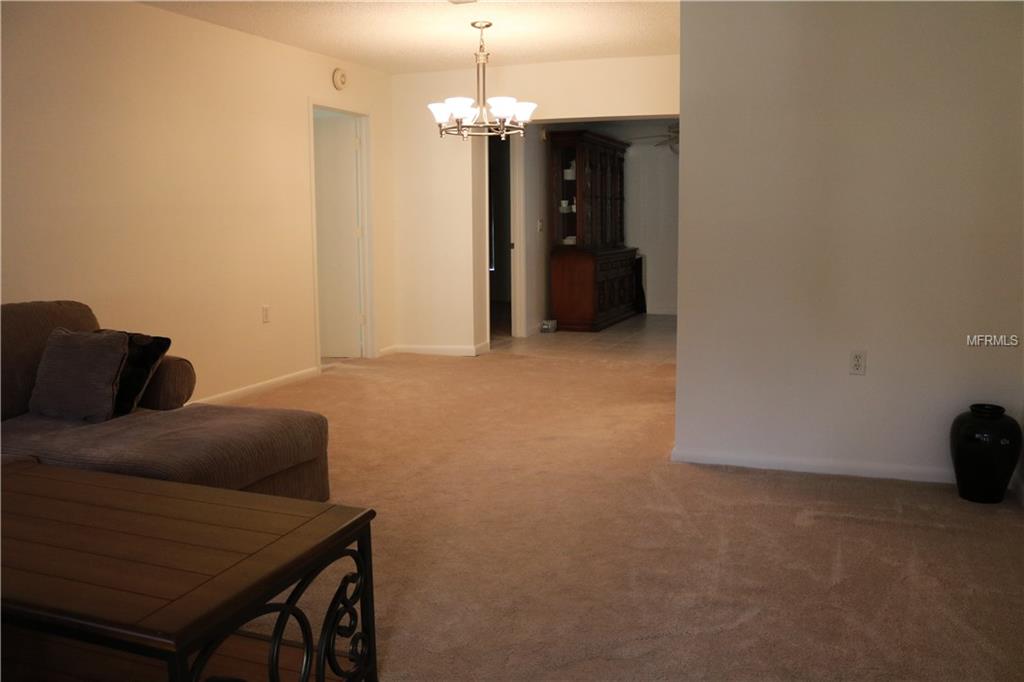 10525 MEADOW HILL DRIVE, PORT RICHEY, Florida 34668, 3 Bedrooms Bedrooms, 8 Rooms Rooms,2 BathroomsBathrooms,Residential,For sale,MEADOW HILL,W7636211