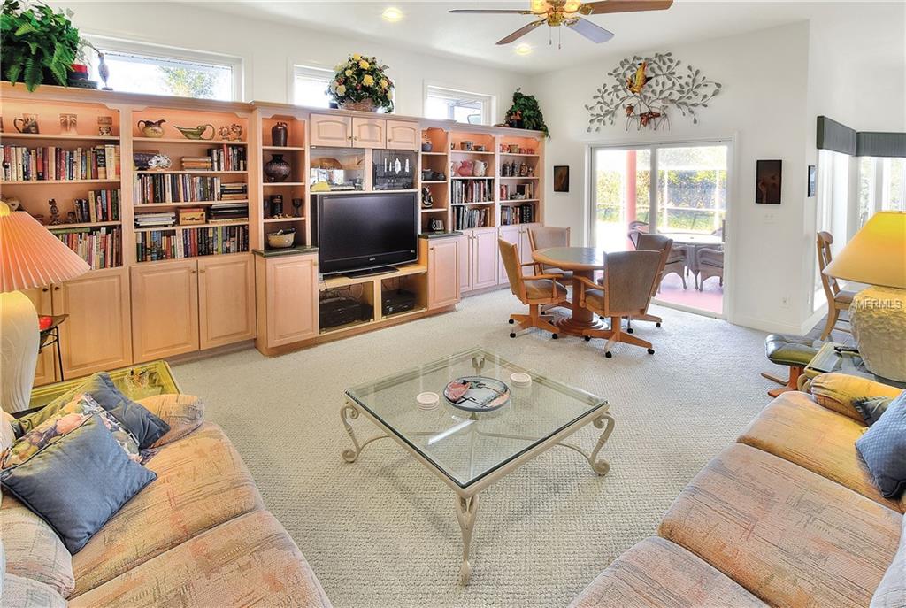 208 FAIRWAY DRIVE, HAINES CITY, Florida 33844, 3 Bedrooms Bedrooms, 10 Rooms Rooms,3 BathroomsBathrooms,Residential,For sale,FAIRWAY,P4718641