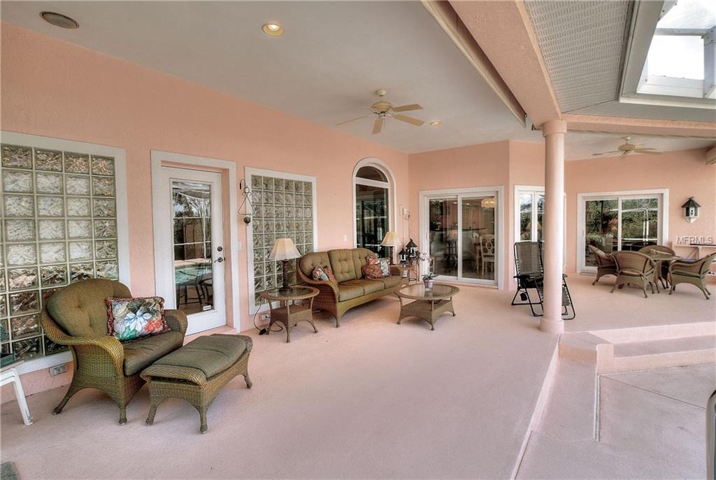 208 FAIRWAY DRIVE, HAINES CITY, Florida 33844, 3 Bedrooms Bedrooms, 10 Rooms Rooms,3 BathroomsBathrooms,Residential,For sale,FAIRWAY,P4718641