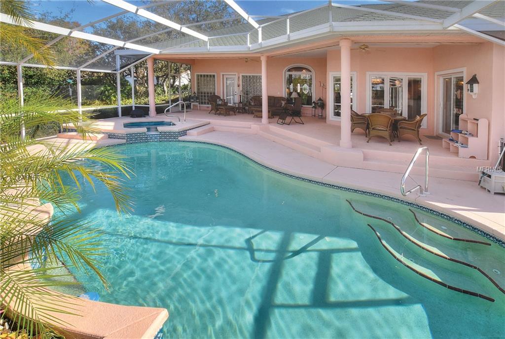 208 FAIRWAY DRIVE, HAINES CITY, Florida 33844, 3 Bedrooms Bedrooms, 10 Rooms Rooms,3 BathroomsBathrooms,Residential,For sale,FAIRWAY,P4718641