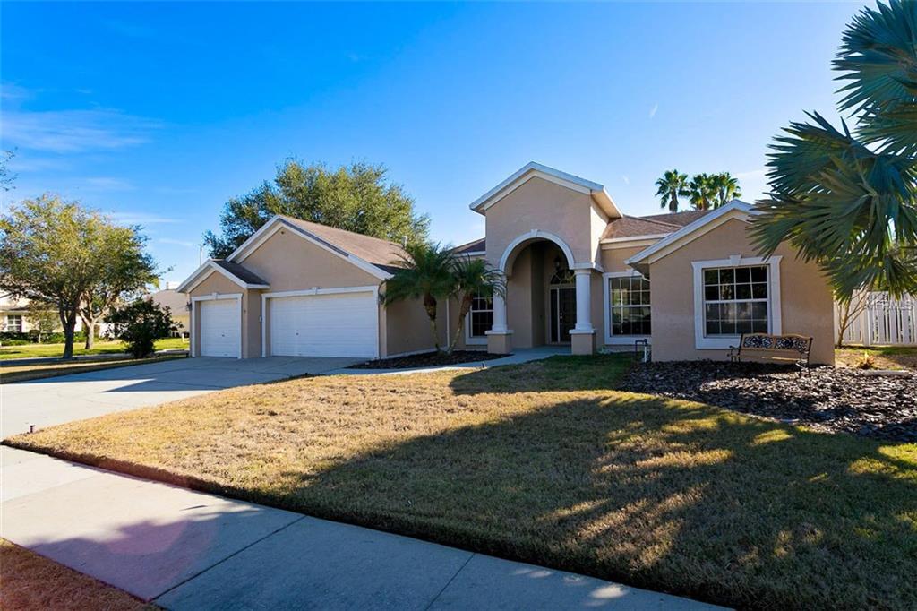 12311 BRETON OAK LANE, RIVERVIEW, Florida 33569, 3 Bedrooms Bedrooms, 3 Rooms Rooms,2 BathroomsBathrooms,Residential,For sale,BRETON OAK,T2925028