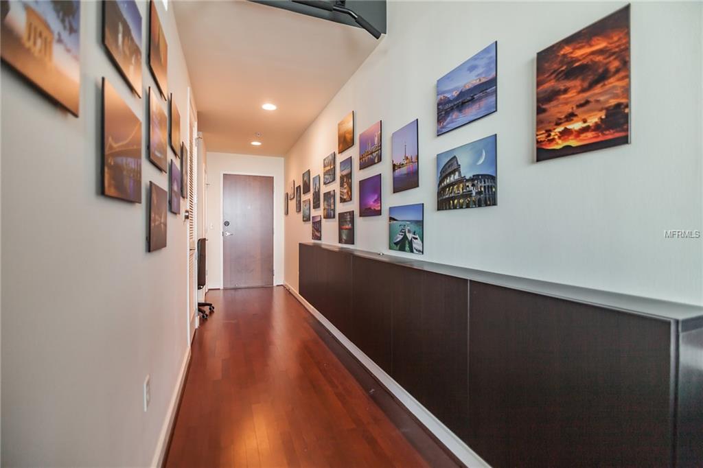 777 N ASHLEY DRIVE, TAMPA, Florida 33602, 1 Bedroom Bedrooms, 3 Rooms Rooms,1 BathroomBathrooms,Residential,For sale,ASHLEY,T2927857