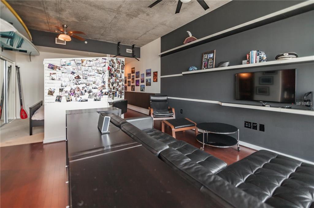 777 N ASHLEY DRIVE, TAMPA, Florida 33602, 1 Bedroom Bedrooms, 3 Rooms Rooms,1 BathroomBathrooms,Residential,For sale,ASHLEY,T2927857