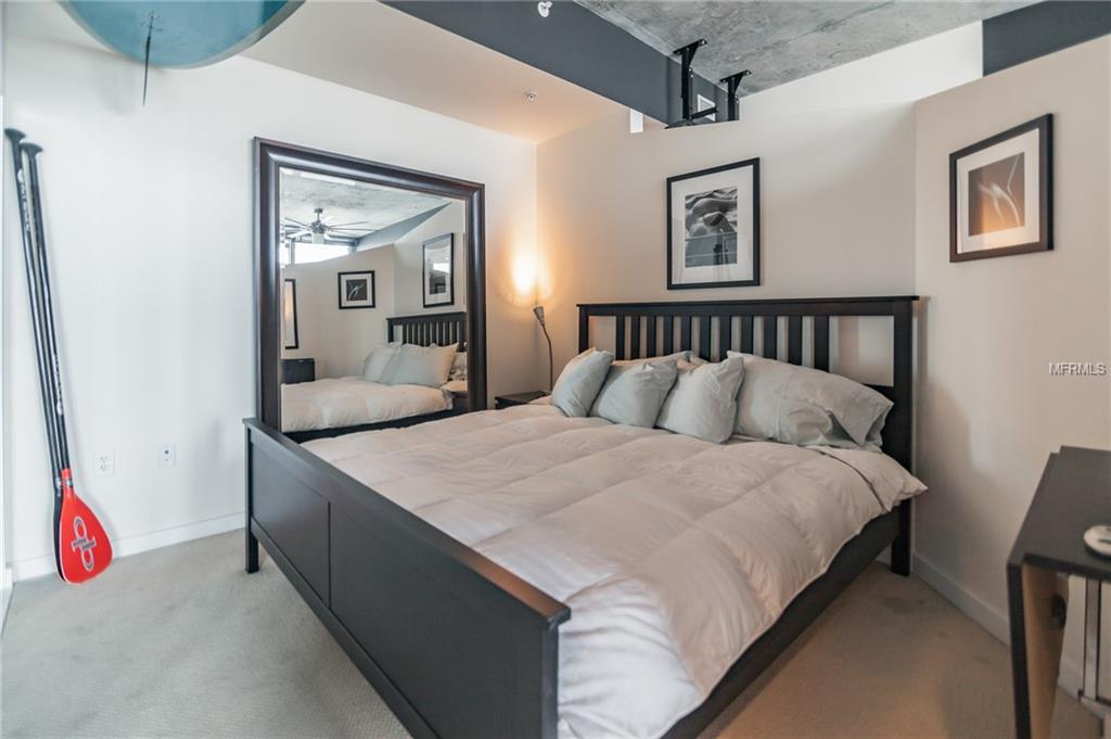 777 N ASHLEY DRIVE, TAMPA, Florida 33602, 1 Bedroom Bedrooms, 3 Rooms Rooms,1 BathroomBathrooms,Residential,For sale,ASHLEY,T2927857