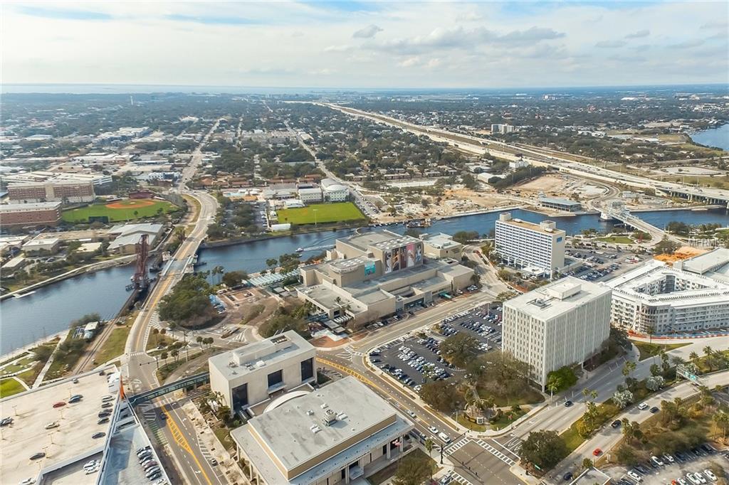 777 N ASHLEY DRIVE, TAMPA, Florida 33602, 1 Bedroom Bedrooms, 3 Rooms Rooms,1 BathroomBathrooms,Residential,For sale,ASHLEY,T2927857