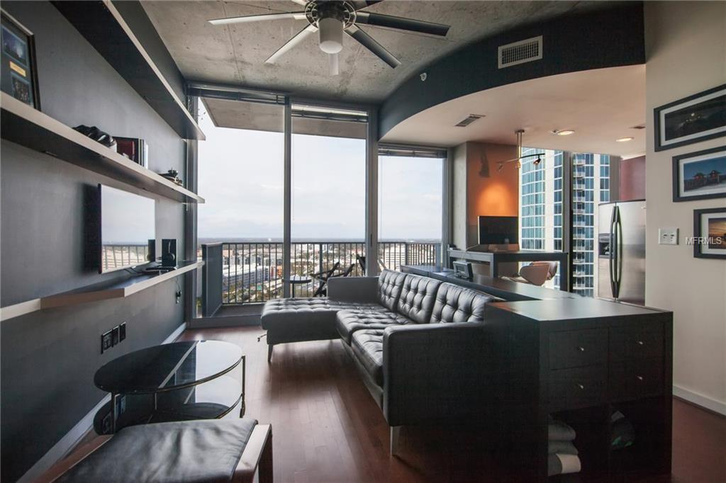 777 N ASHLEY DRIVE, TAMPA, Florida 33602, 1 Bedroom Bedrooms, 3 Rooms Rooms,1 BathroomBathrooms,Residential,For sale,ASHLEY,T2927857