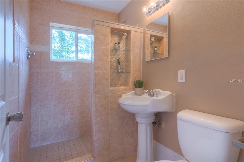 1509 DAROCA DRIVE, DELTONA, Florida 32725, 3 Bedrooms Bedrooms, 6 Rooms Rooms,1 BathroomBathrooms,Residential,For sale,DAROCA,V4722891