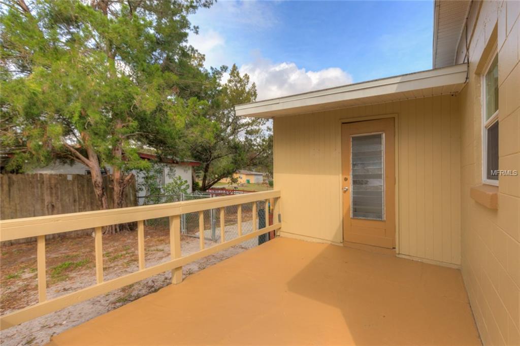 1509 DAROCA DRIVE, DELTONA, Florida 32725, 3 Bedrooms Bedrooms, 6 Rooms Rooms,1 BathroomBathrooms,Residential,For sale,DAROCA,V4722891